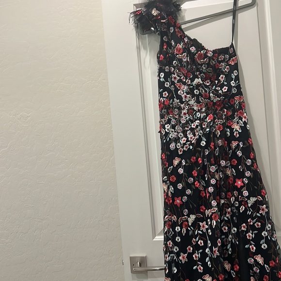 Mac duggal gown - Picture 8 of 9